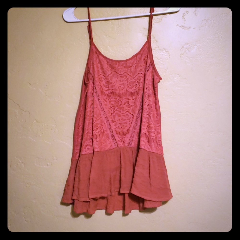 Size small buckle tank